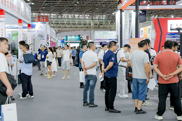 武漢機電博覽會現(xiàn)場 /cxyq/20240904091349-FhAzsai5cr83mxUx_4uJ3vLBAhNl.jpg